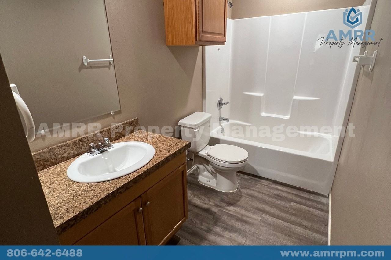 314 E Ursuline St - Photo 6 of 18
