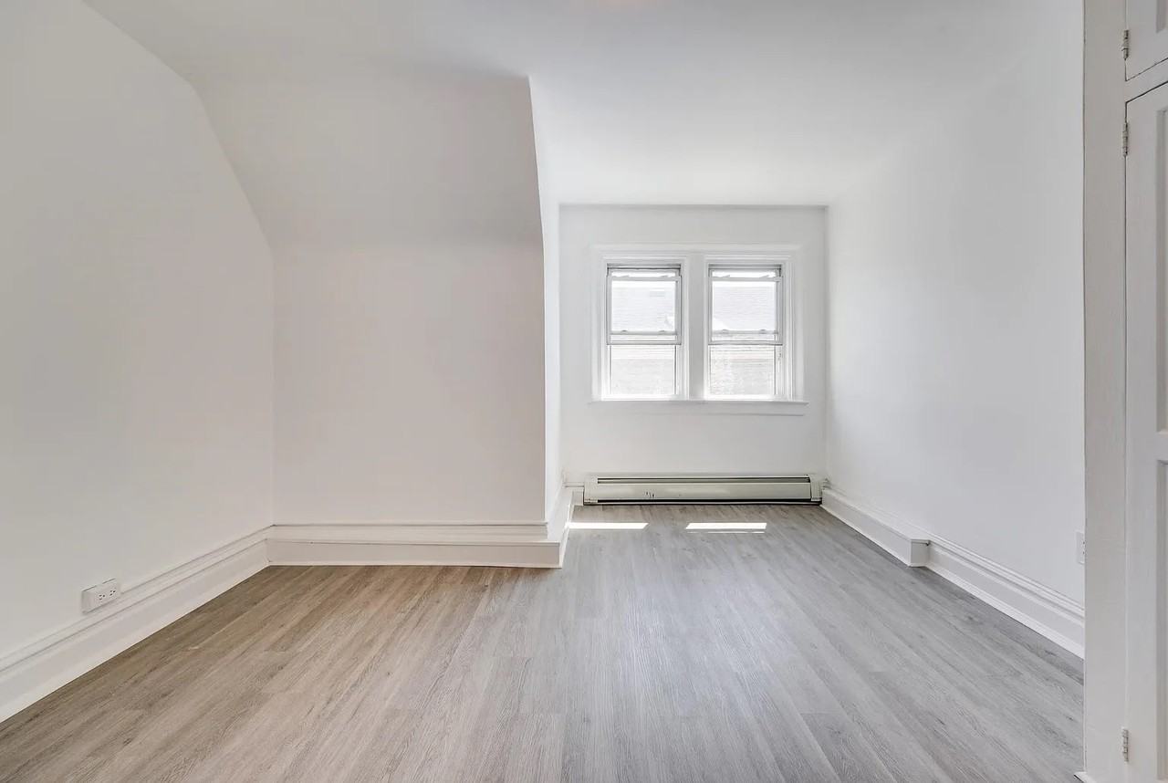 304 Fulton Ave - Photo 2 of 4