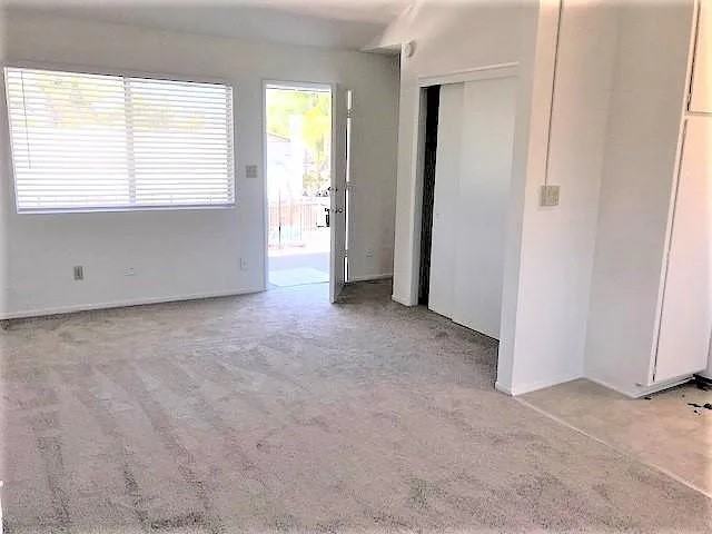 272 Orange Ave #C - Photo 2 of 8