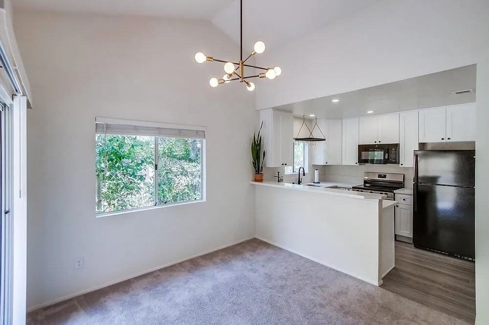 11215 Avenida De Los Lobos #D - Photo 7 of 29