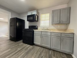 featured image of 650 Riverside Dr #1