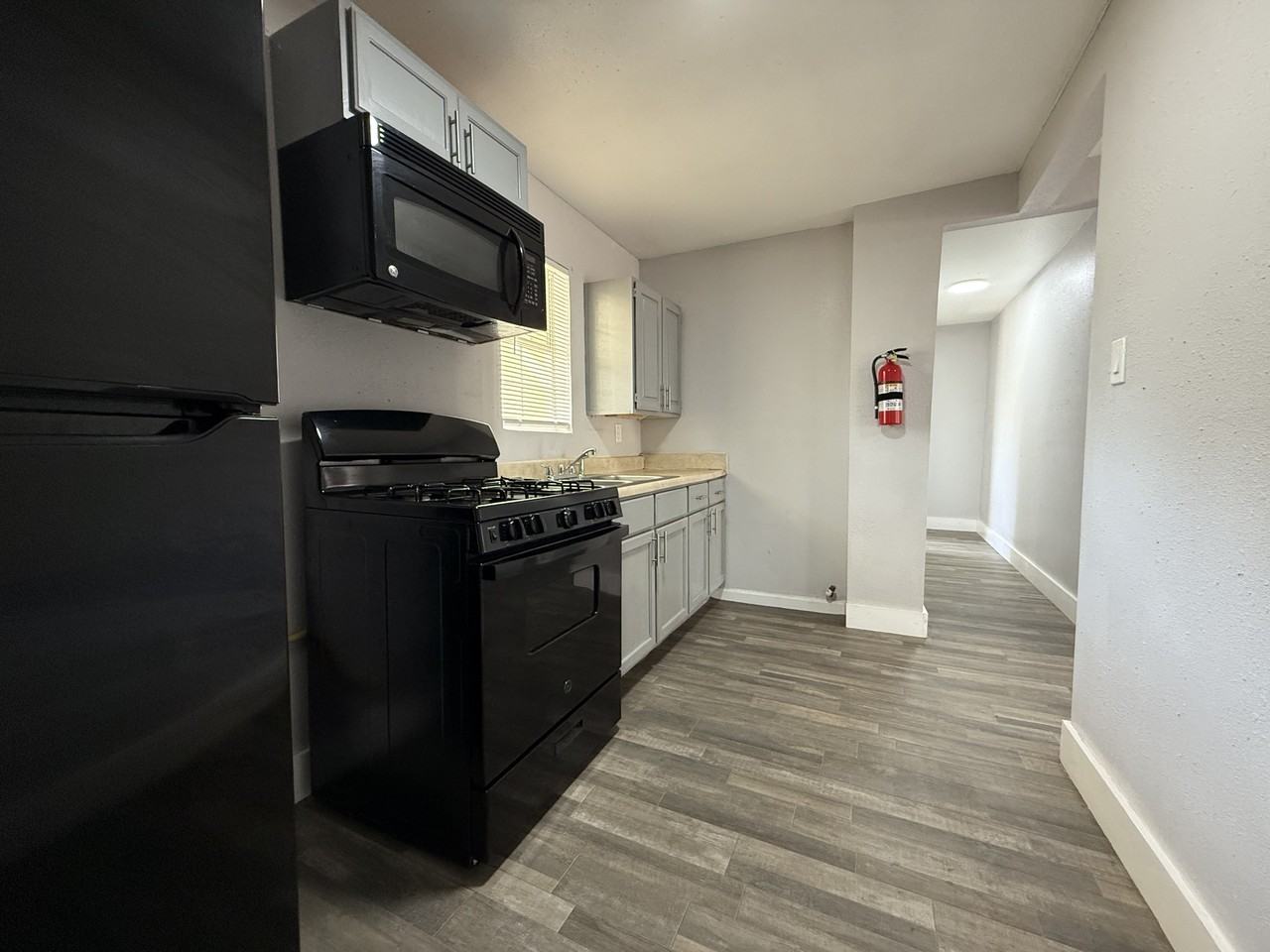 650 Riverside Dr #1 - Photo 2 of 14