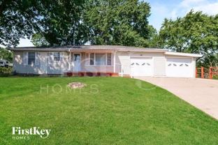 7106 N Troost Ave - Photo 1 of 1