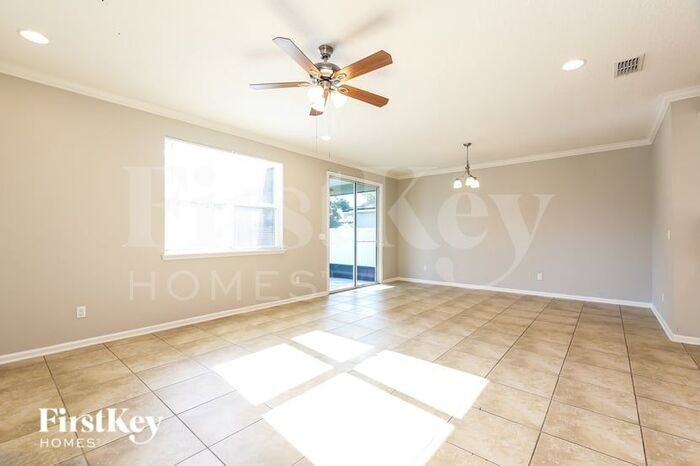 16241 Tisons Bluff Rd - Photo 2 of 16