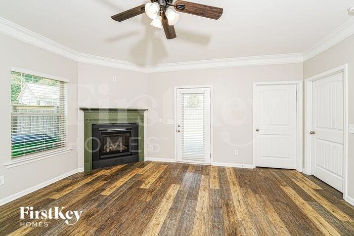 8613 Clarke Ln - Photo 3 of 19