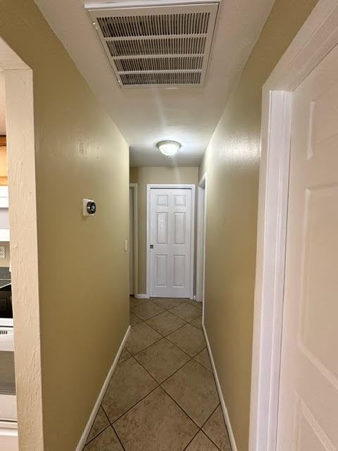 3614 Southwest 7th Place - Photo 7 of 16