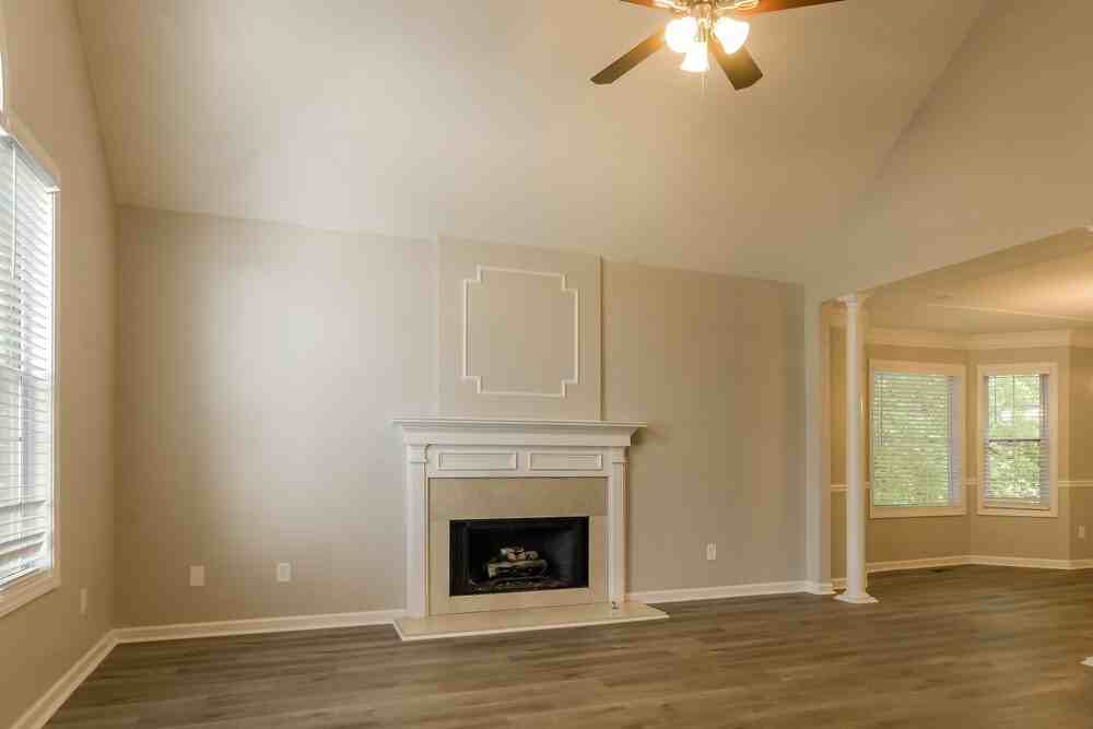 2059 Spicers Ln - Photo 4 of 17