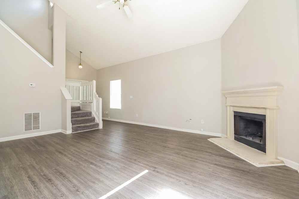 6319 Klondike River Rd - Photo 4 of 25
