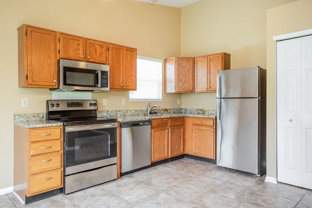 10802 Sedgegrass Dr - Photo 6 of 16