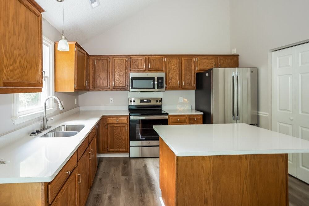 1309 Southwind Ct Sw - Photo 7 of 16