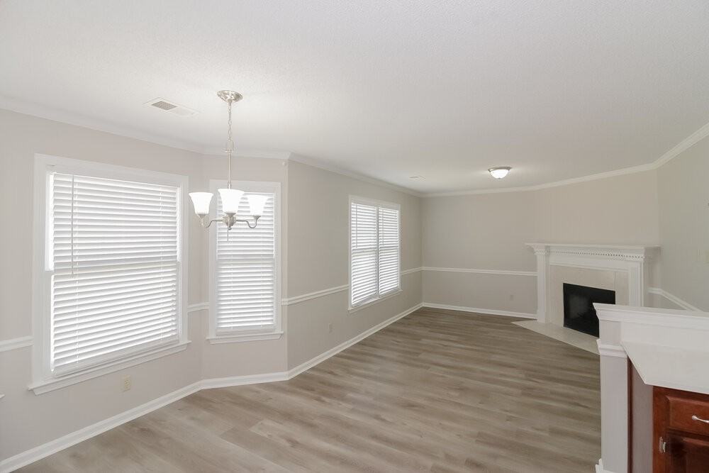 9306 Chimneyrock Blvd - Photo 6 of 16