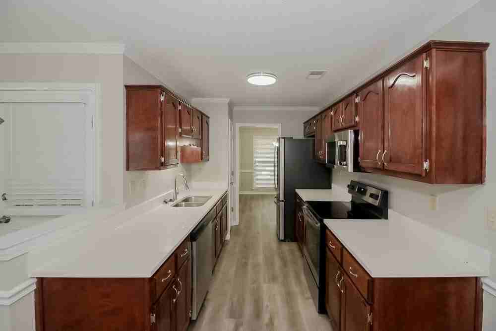 9306 Chimneyrock Blvd - Photo 7 of 16