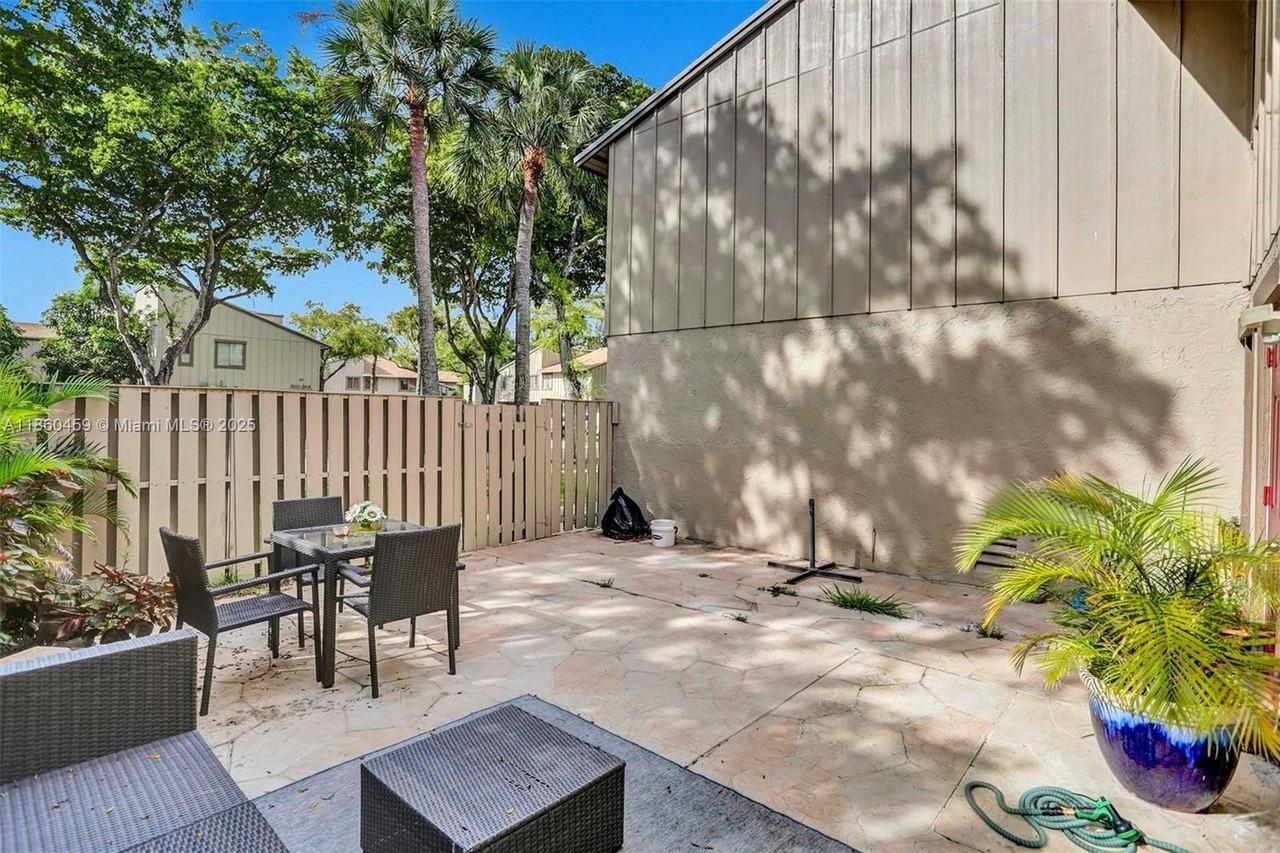 5613 Northwest 21st Street #8B - Photo 5 of 18