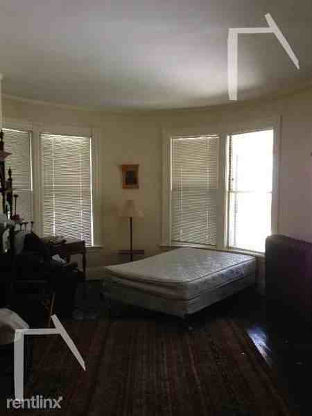 71 Gardner St - Photo 2 of 15