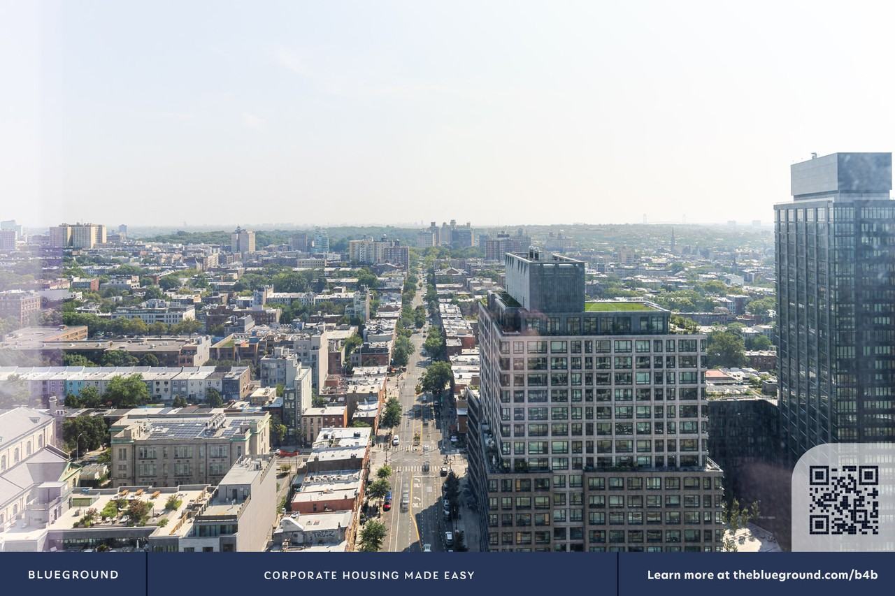 545 Vanderbilt Avenue - Photo 5 of 48