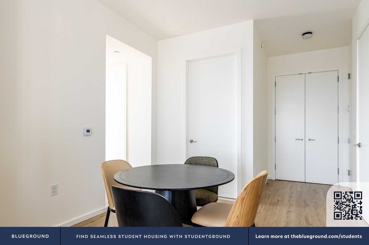 545 Vanderbilt Avenue - Photo 6 of 48