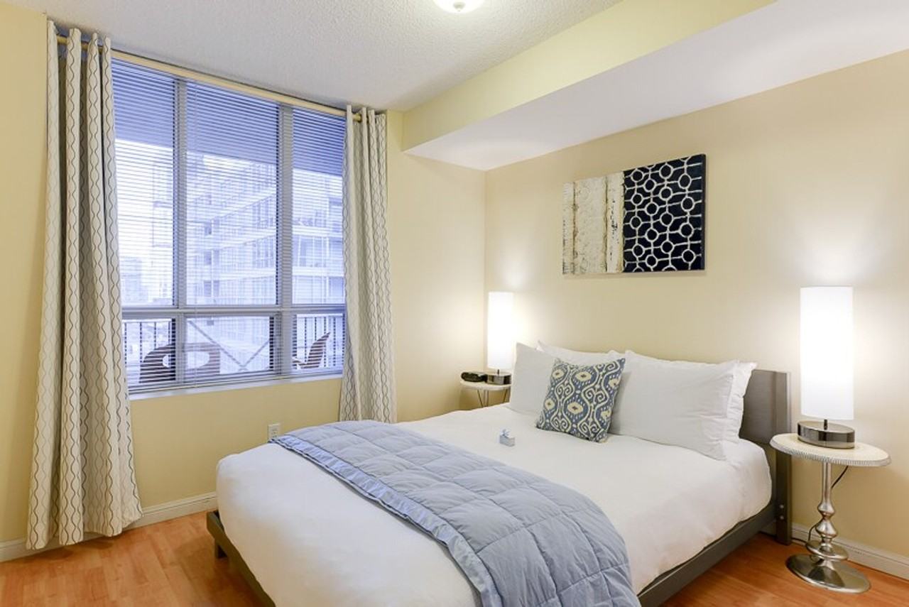 203 Adelaide St W #1034876P - Photo 6 of 11