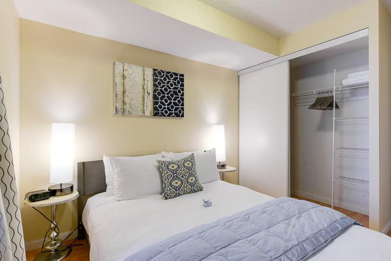 203 Adelaide St W #1034876P - Photo 7 of 11