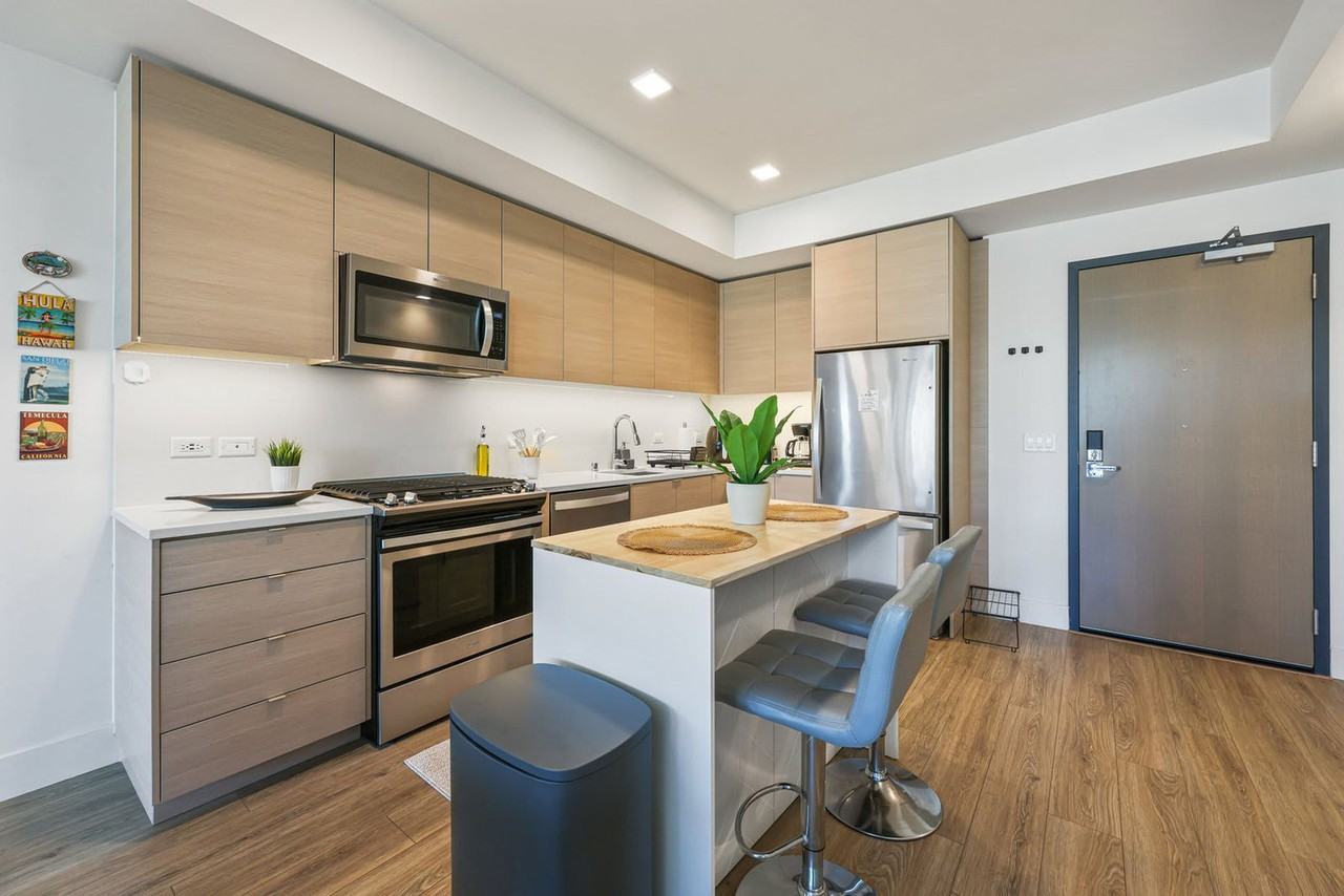 702 Broadway - Photo 3 of 75