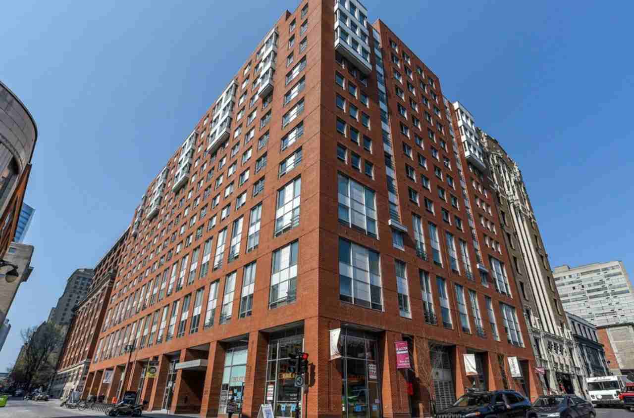 1061 Rue Saint-Alexandre #1261758P - Photo 3 of 22