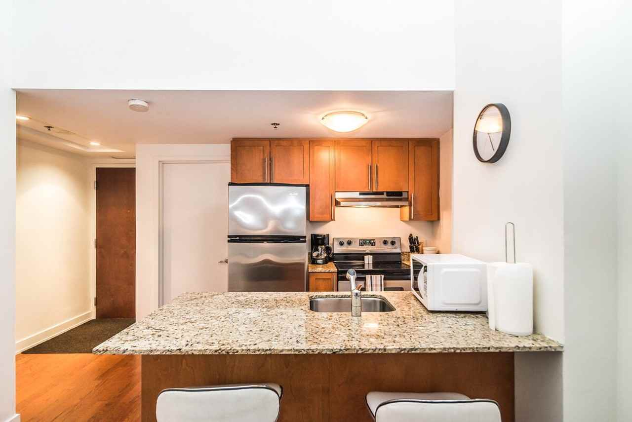 1061 Rue Saint-Alexandre #1261758P - Photo 7 of 22