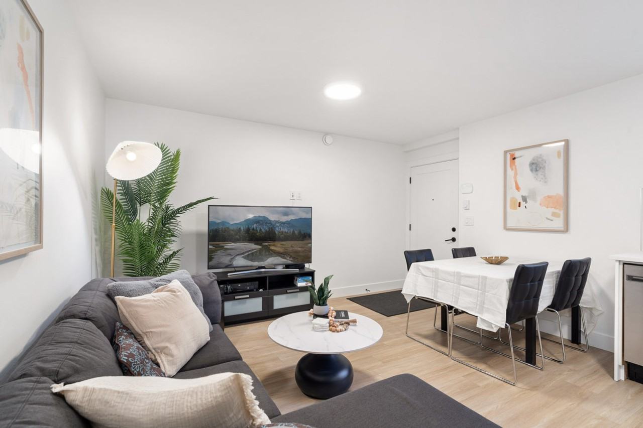 5250 Chaffey Ave #1261993P - Photo 7 of 23