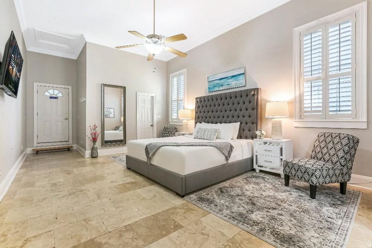 1208 Carondelet St #1267151P - Photo 6 of 28