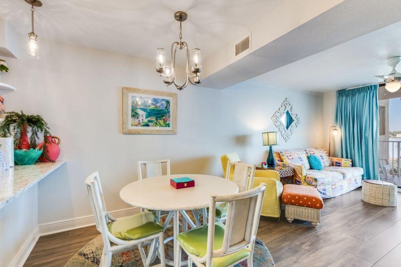 1516 Sandpiper Lane - Photo 3 of 51