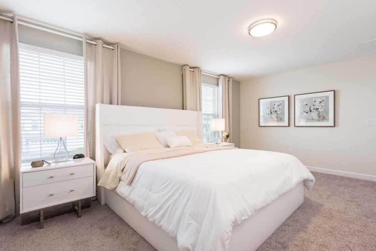 1696 Moon Valley Dr #1280829P - Photo 4 of 50