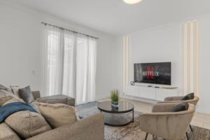 featured image of 2957 Penelope Loop