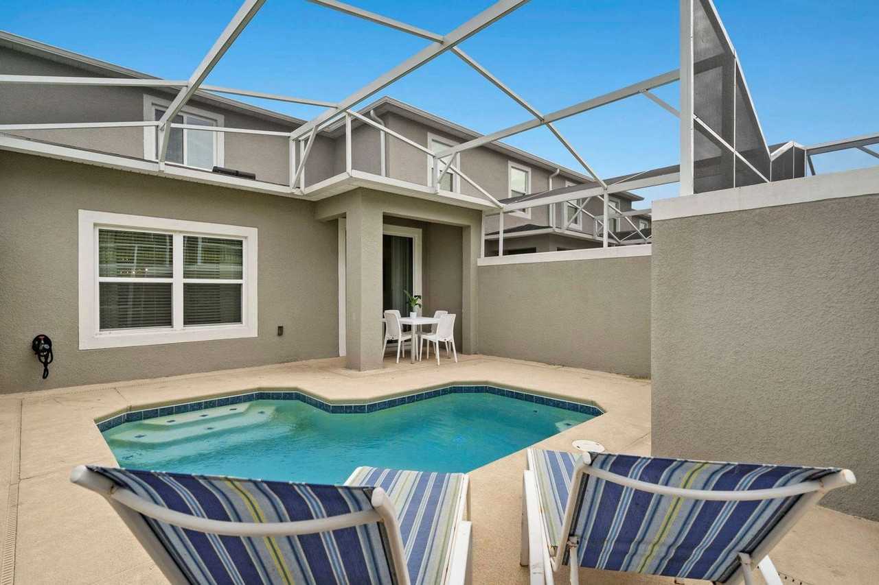 1102 1102 Kingsbarn Street #1280875P - Photo 2 of 50