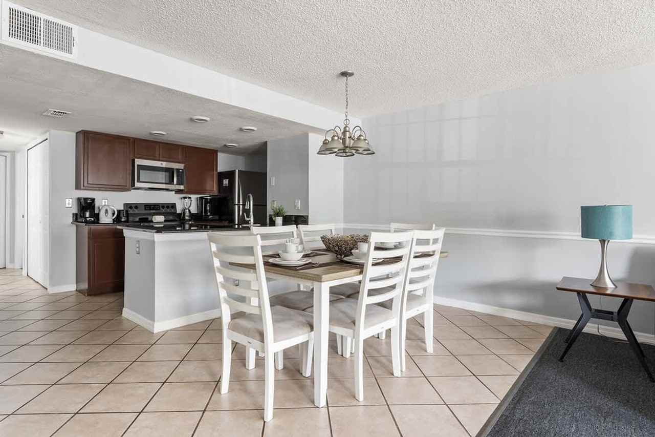 5095 Siesta Lago Drive #1280903P - Photo 6 of 45