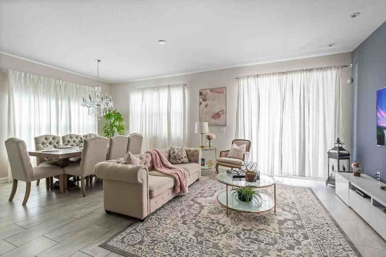 4825 Romeo Cir #1280928P - Photo 3 of 50