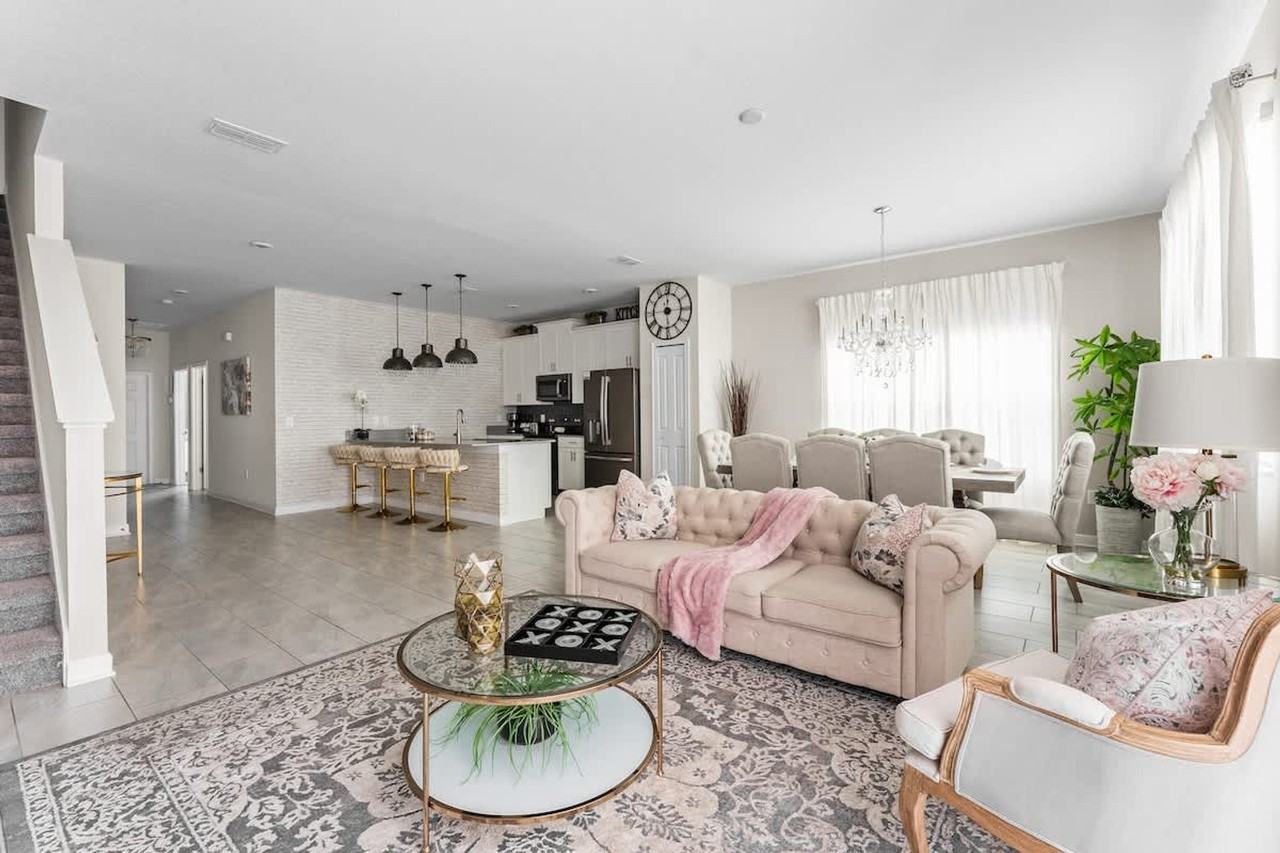 4825 Romeo Cir #1280928P - Photo 4 of 50