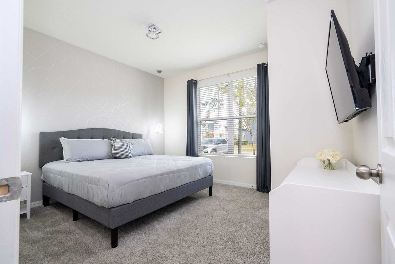 2194 Fleming Mist Pl #1280950P - Photo 7 of 50