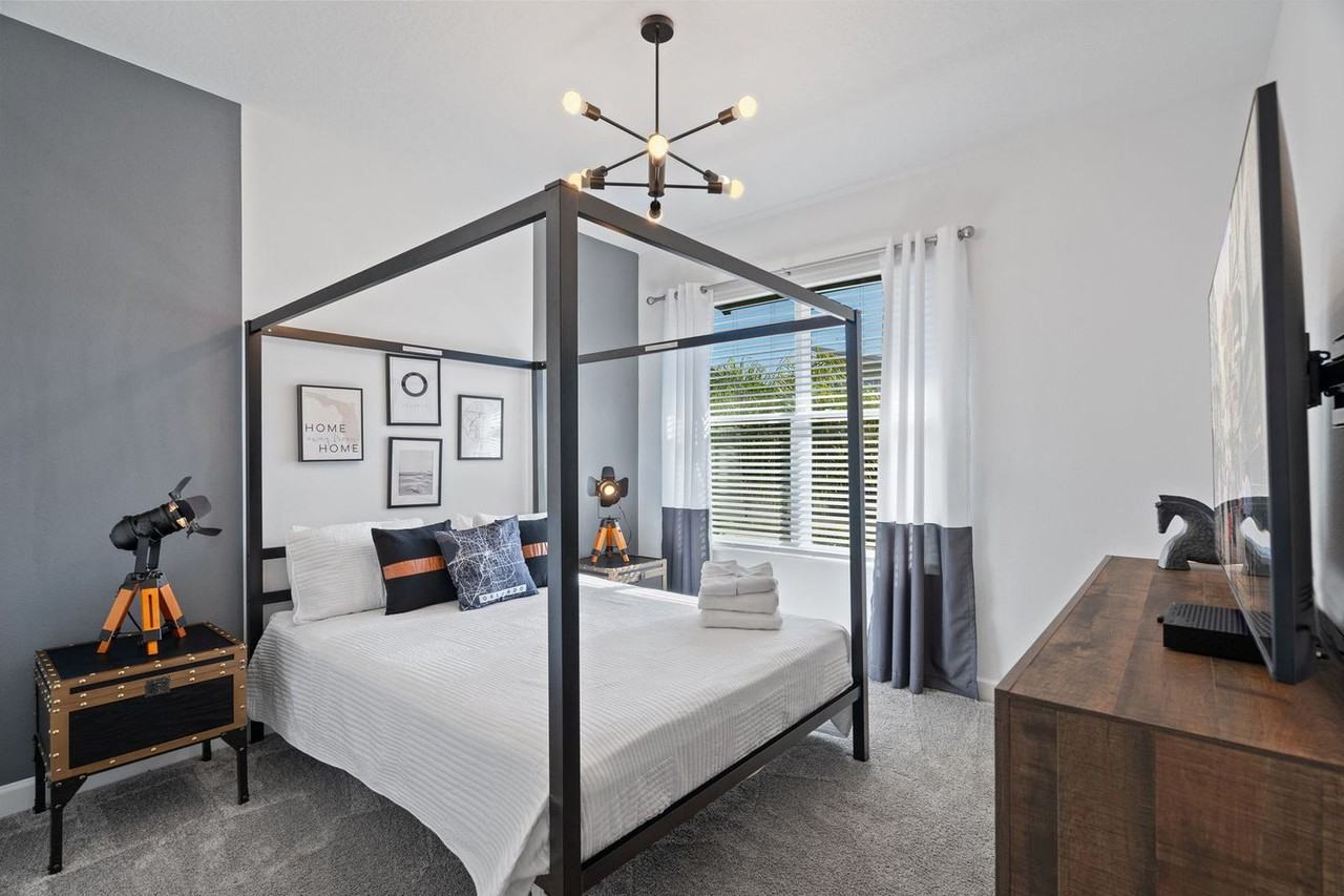 8943 Play Through Dr #1280960P - Photo 6 of 50