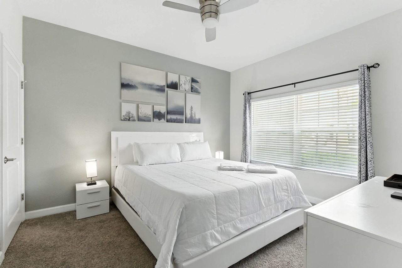 4832 Dedication St #1280985P - Photo 7 of 46