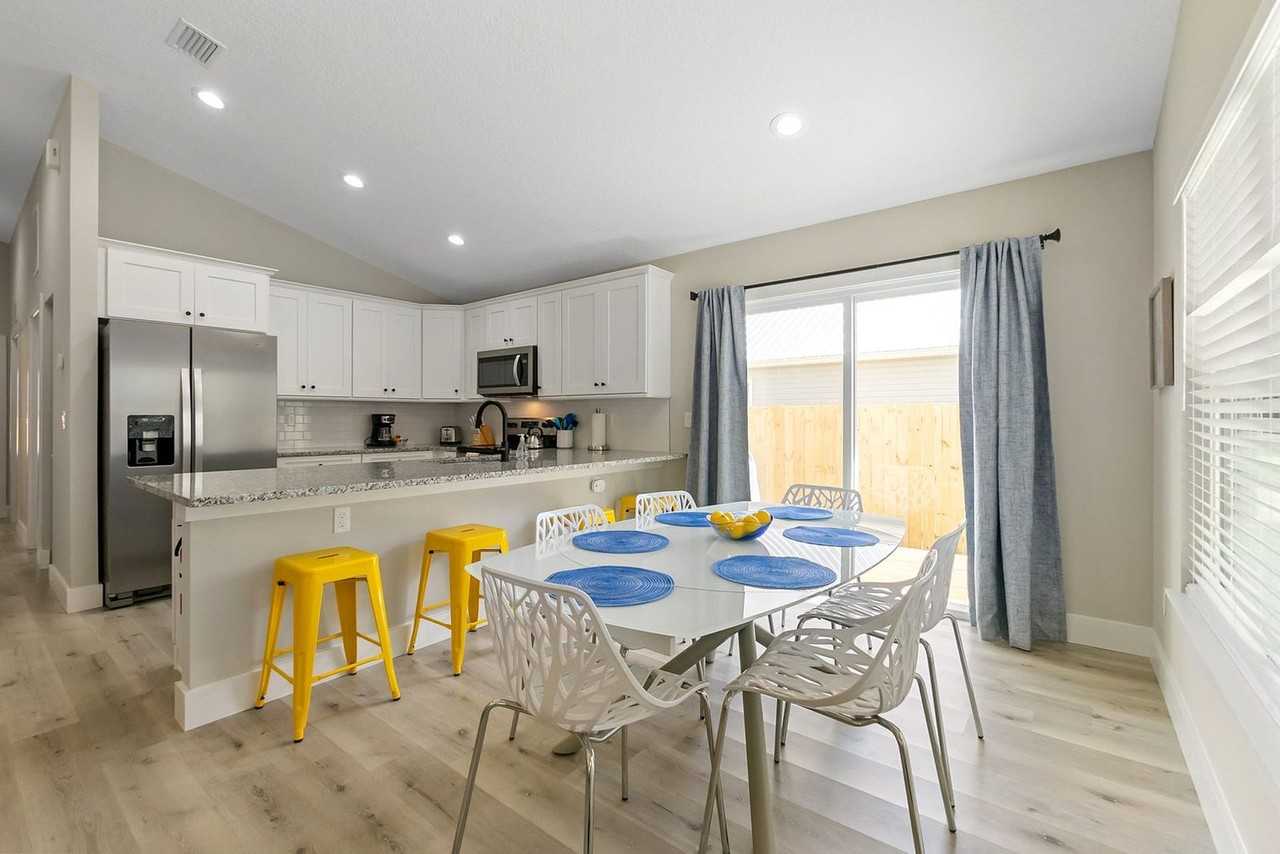 1004 Josiah St #1281918P - Photo 5 of 20