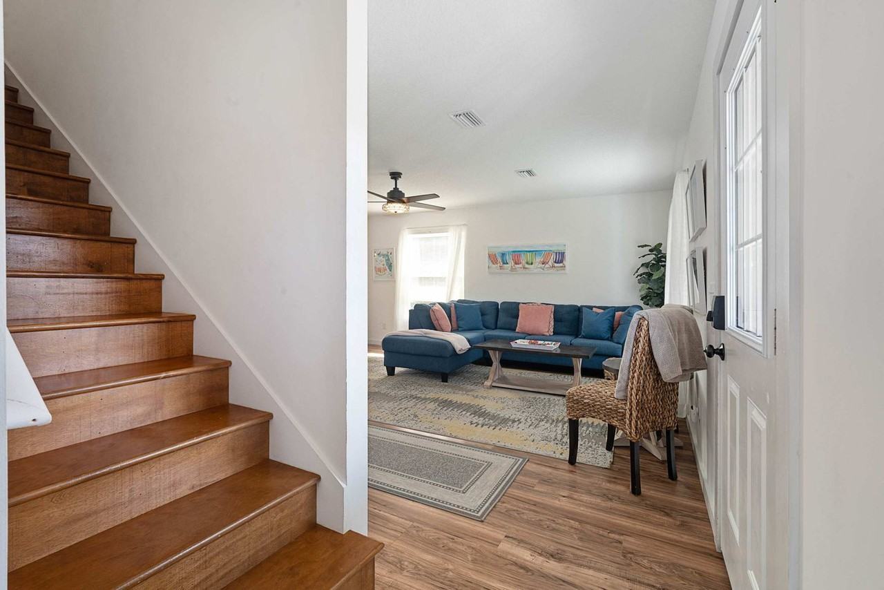 302 Twelvth St #1281935P - Photo 7 of 43