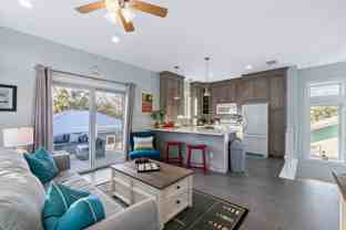 11 S Comares Ave - Photo 1 of 1