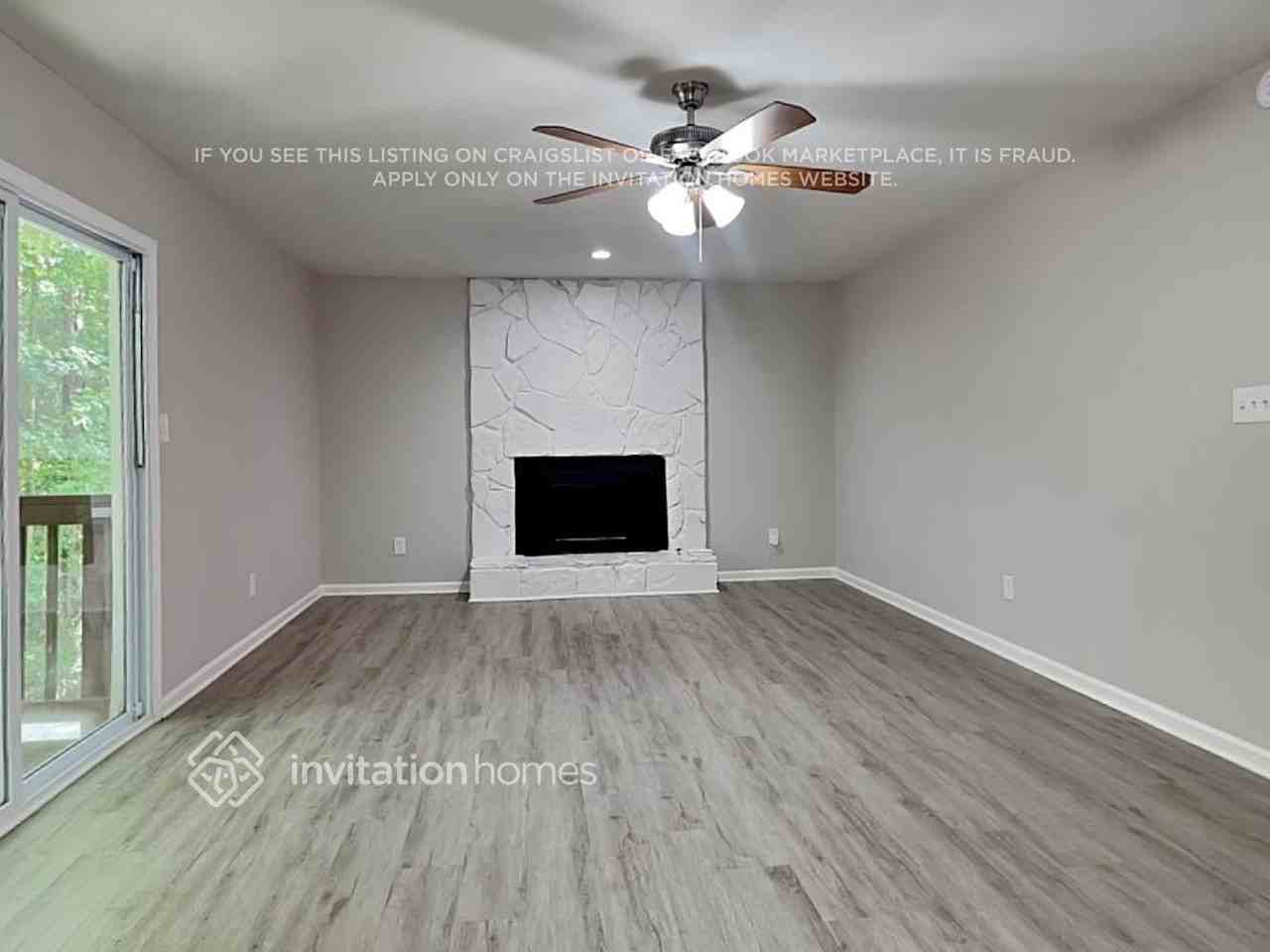 2505 Desiree Way - Photo 5 of 26