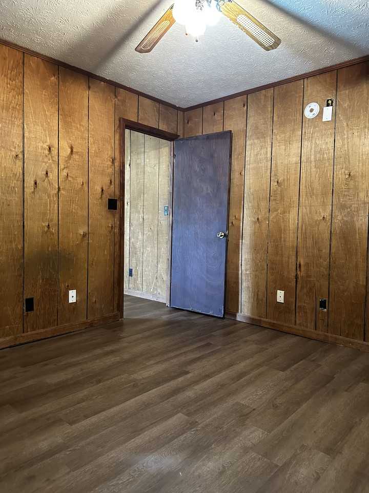 2204 Irwinton Rd #3 - Photo 3 of 4