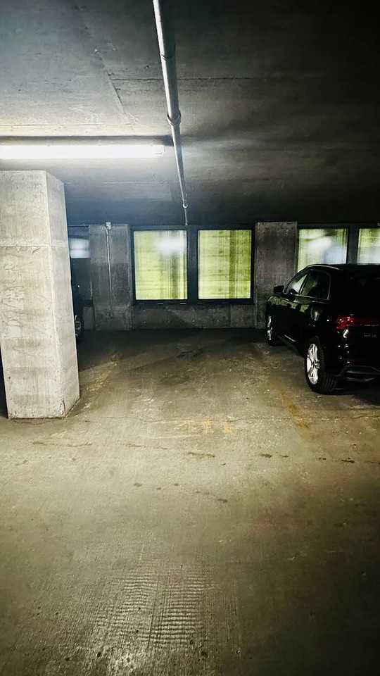 600 North Kingsbury Street #8 - Photo 3 of 18