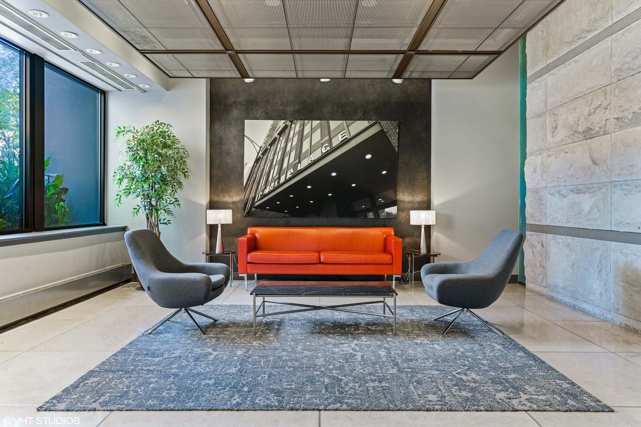 600 North Kingsbury Street #8 - Photo 2 of 18