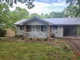 163 Lakeshire Dr - Photo 1 of 1