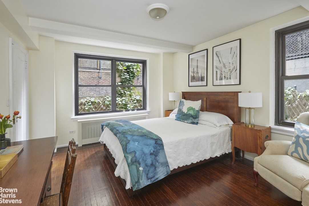 210 E 73rd St #1E - Photo 6 of 20