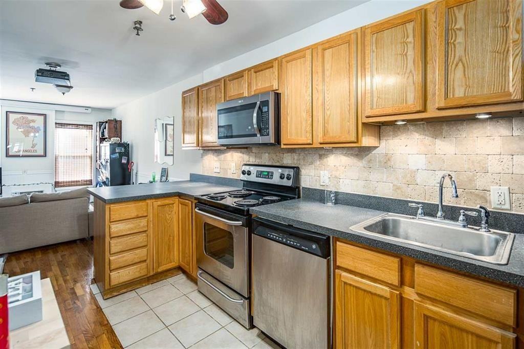 342 4th St #3 - Photo 6 of 16