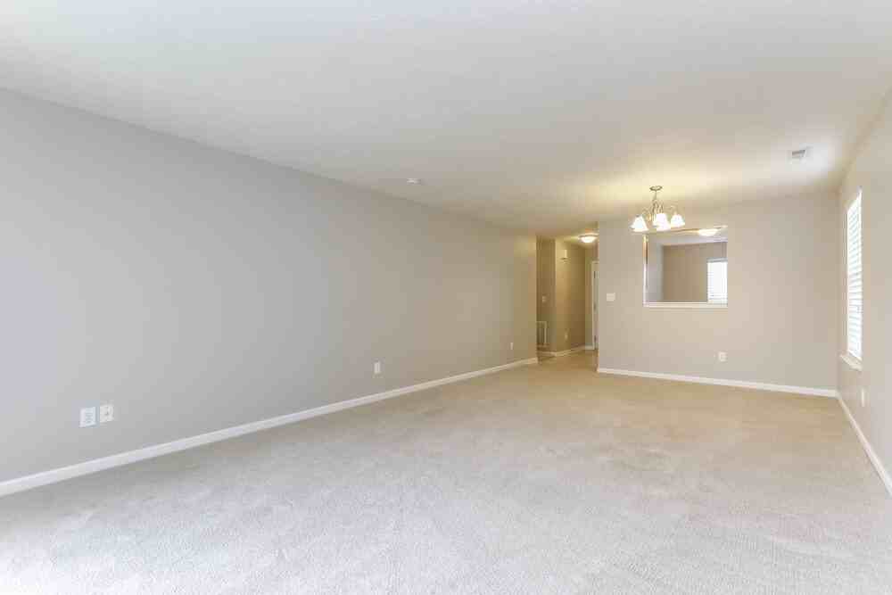 4645 Deacon Ln - Photo 3 of 14