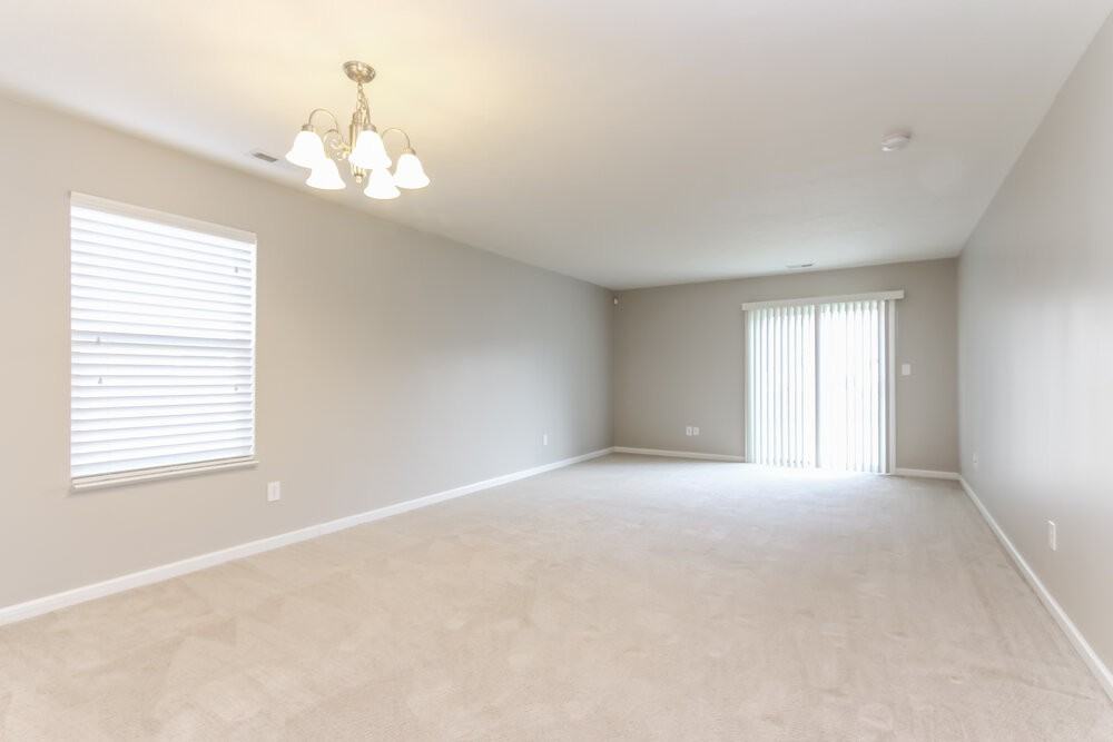 4645 Deacon Ln - Photo 4 of 14