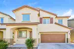 featured image of 8024 Carr Valley St